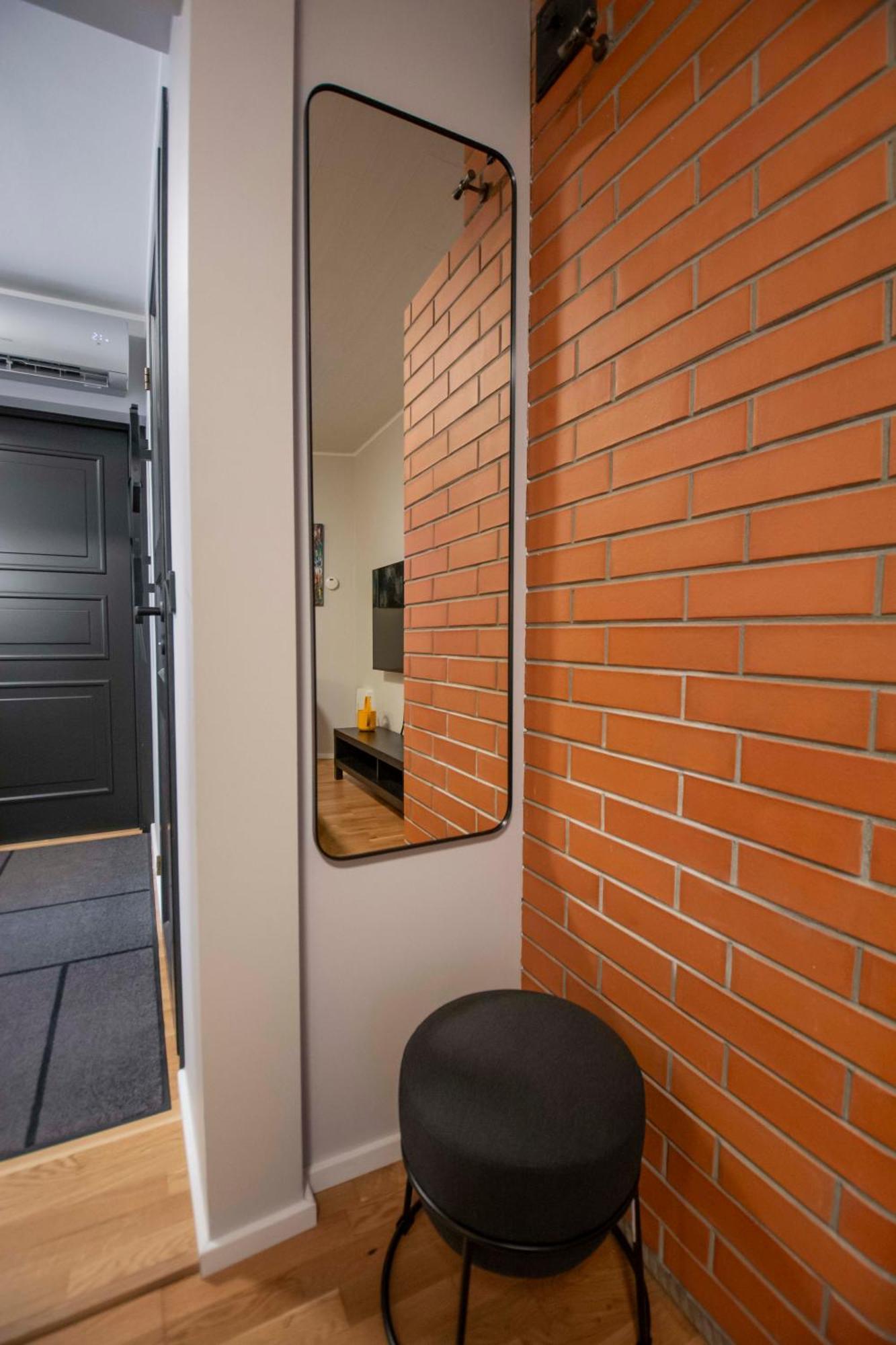 Апартамент Karlovaidyll 2 - Cozy In A Quiet Area With Free Parking